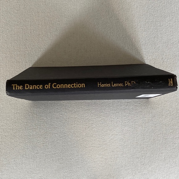 The Dance of Connection Book By Harriet Lerner - Picture 2 of 7